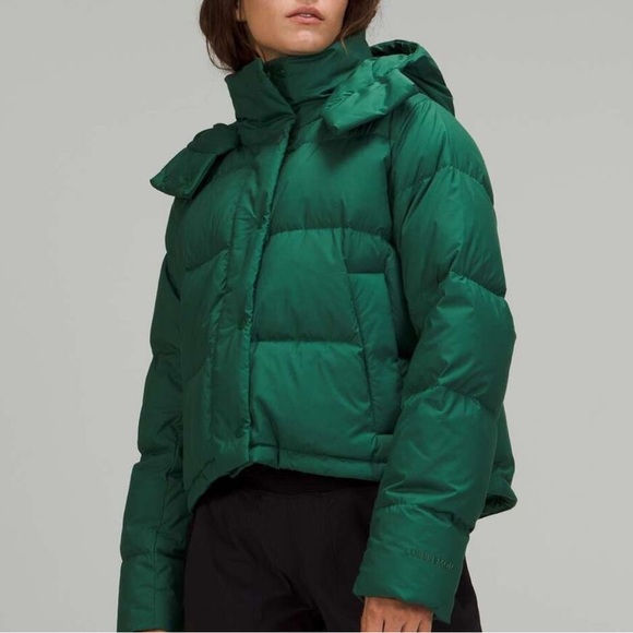 lululemon athletica Jackets & Blazers - Lululemon Wunder Puff Cropped Jacket - Everglade Green